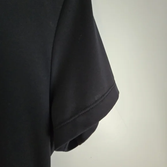 Under Armour Women's Black V-Neck Athletic Tee - Picture 4 of 6